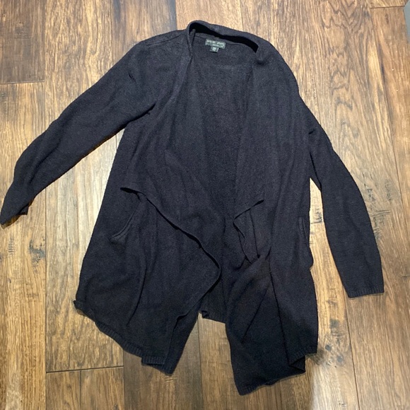 Barefoot Dreams Island Wrap - Picture 2 of 4